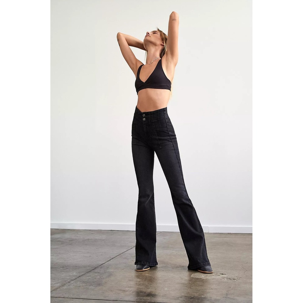 NWT Free People, We The Free Jayde Flare Jeans, Onyx, Size 31